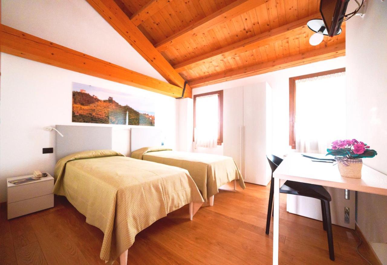 Col Delle Rane Bed & Breakfast Caerano Di San Marco Exterior photo